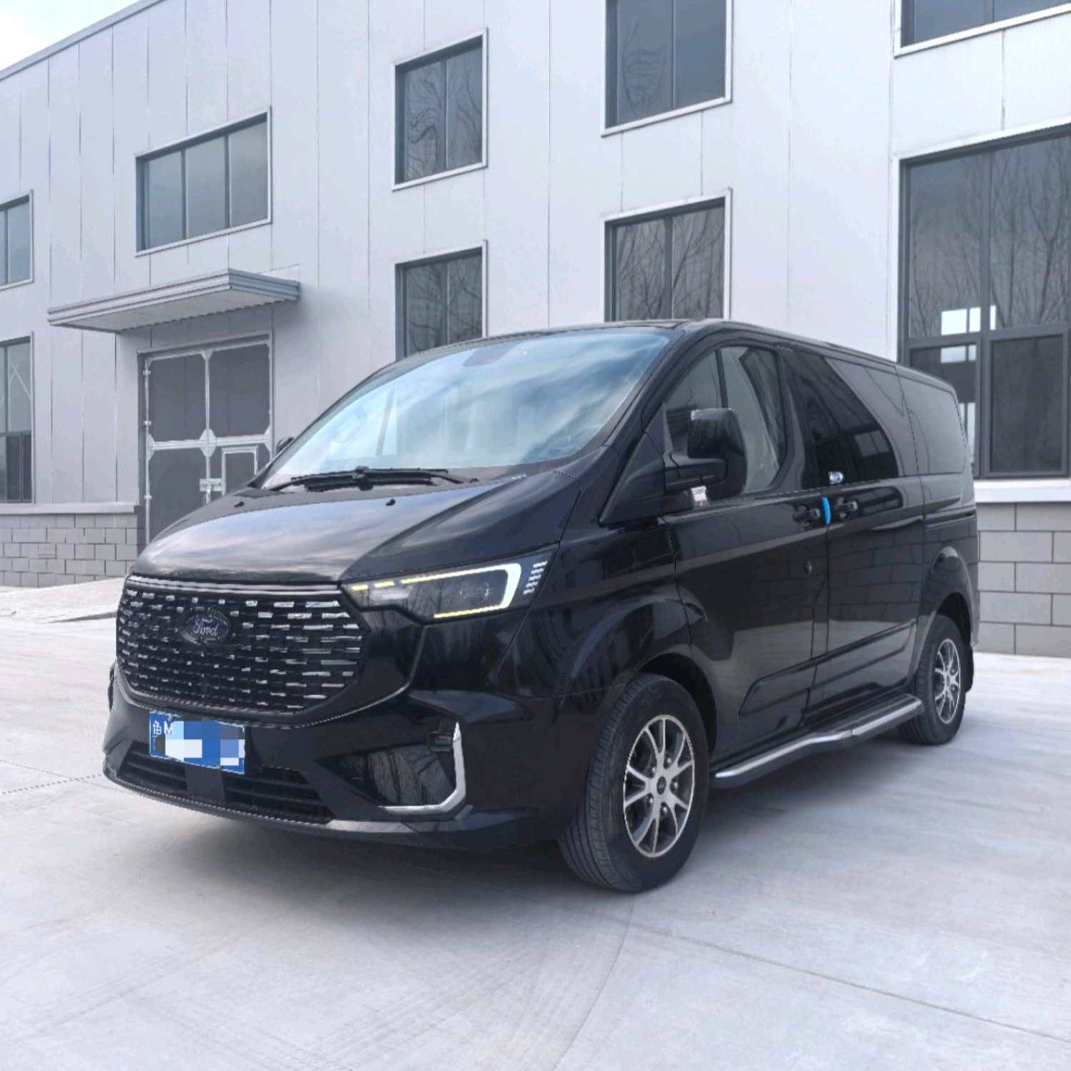 Ford 2023 Tourneo Custom 2.0T Automatic Enjoyment Edition سيارة مستعملة
