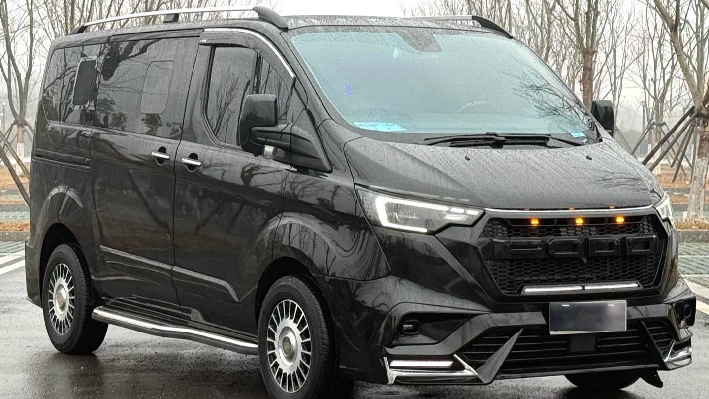 Ford 2024 Tourneo Custom 2.0T Automatic Zhizun Plus Edition