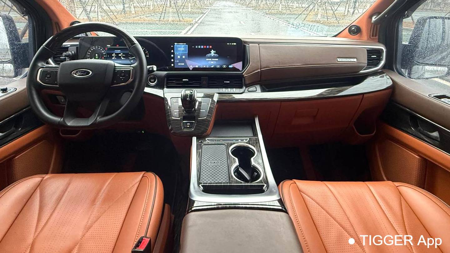 Ford 2024 Tourneo Custom 2.0T Automatic Zhizun Plus Edition