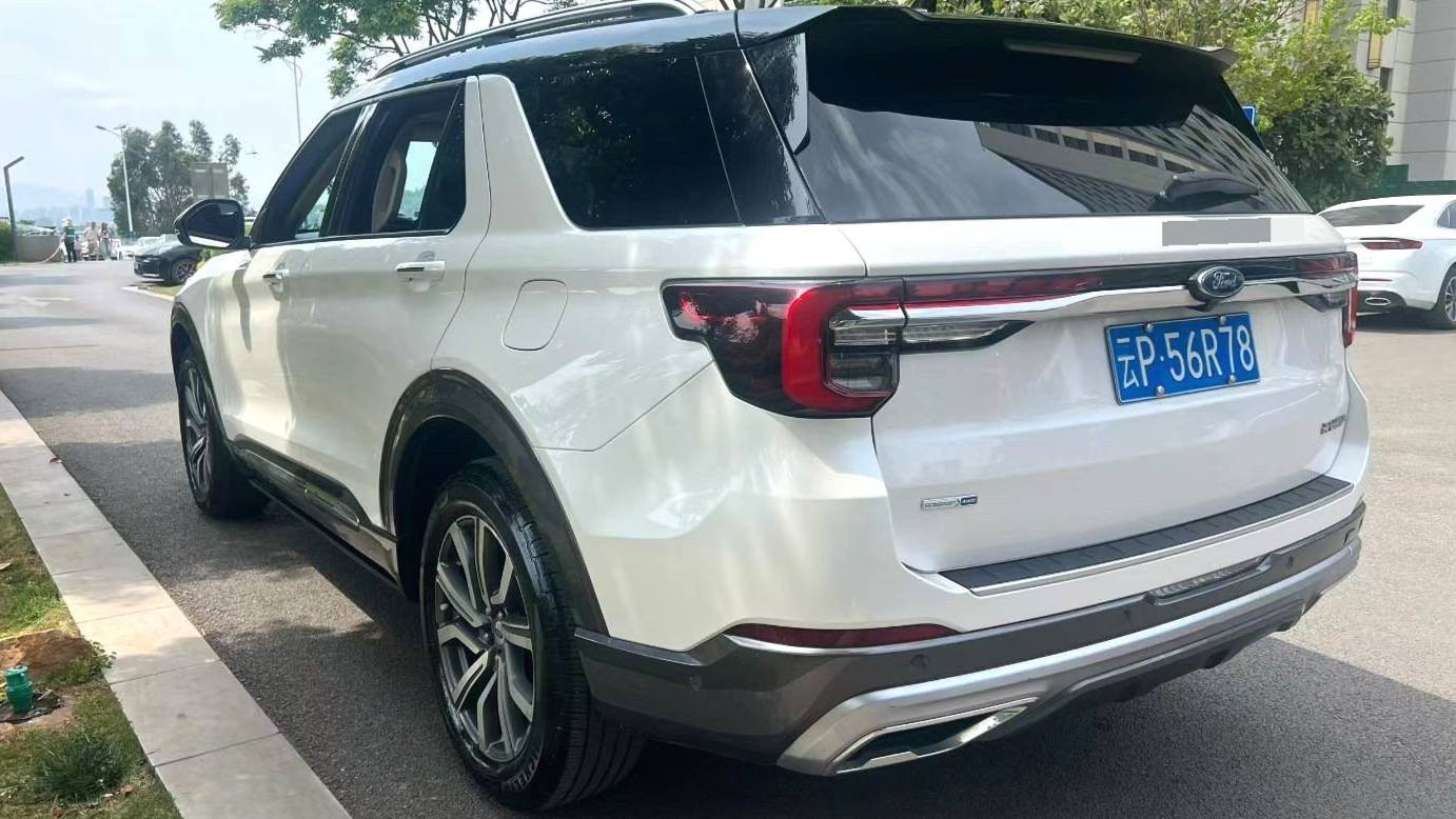 Ford 2023 ‌Explorer EcoBoost 285 four-wheel drive titanium version 7-seater