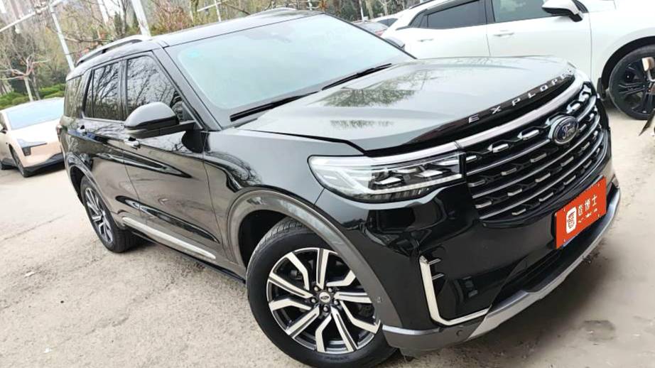 Ford 2023 ‌Explorer EcoBoost 285 four-wheel drive titanium version 6-seater