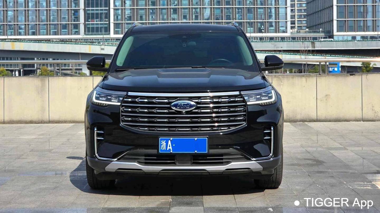 Ford 2023 ‌Explorer EcoBoost 285 4WD Fashion Plus Edition 7-seater