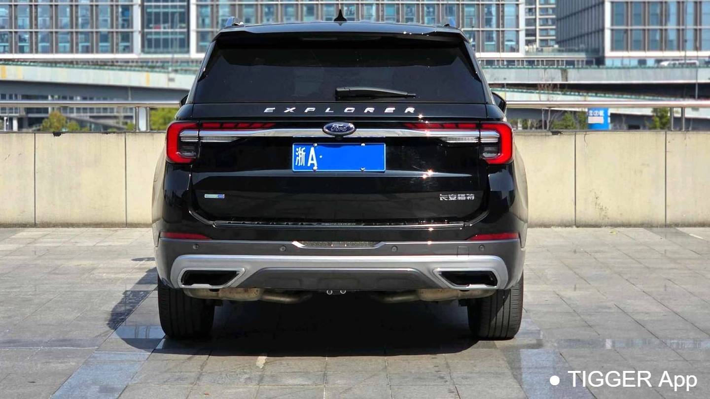 Ford 2023 ‌Explorer EcoBoost 285 4WD Fashion Plus Edition 7-seater