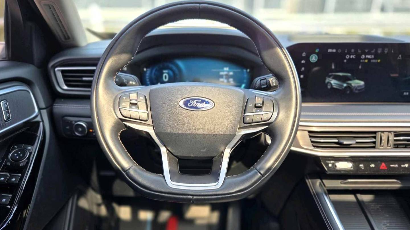 Ford 2023 ‌Explorer EcoBoost 285 4WD Fashion Plus Edition 7-seater