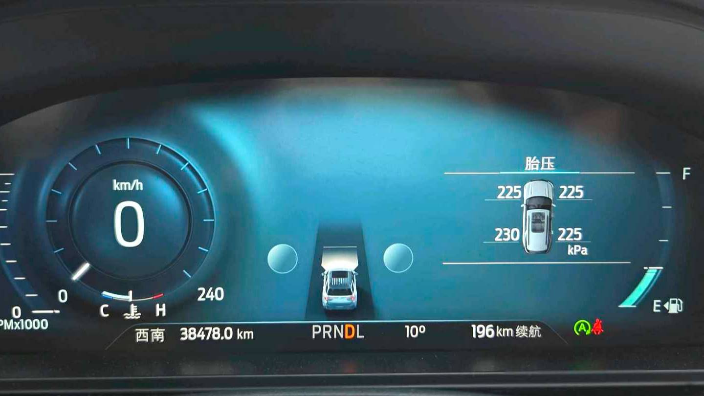 Ford 2023 ‌Explorer EcoBoost 285 4WD Fashion Plus Edition 7-seater