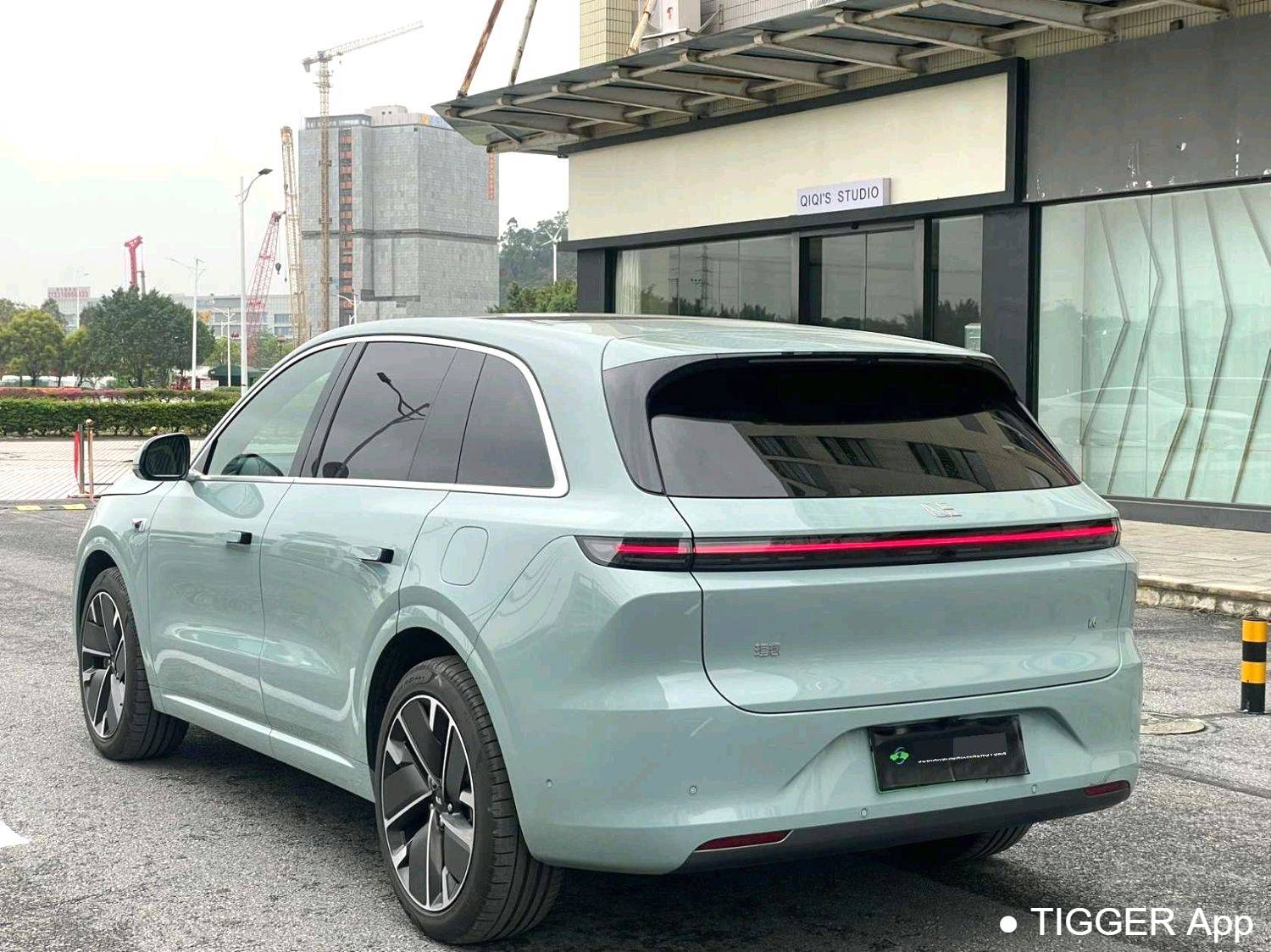 Li Auto 2025 L6 Max Intelligent Renewal Version