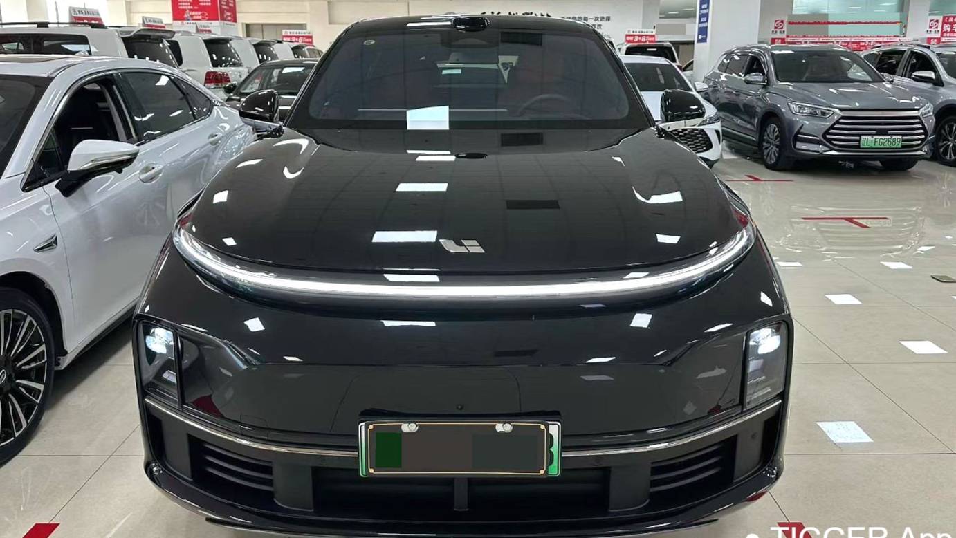 Li Auto 2025 L7 Pro Intelligent Renewal Version