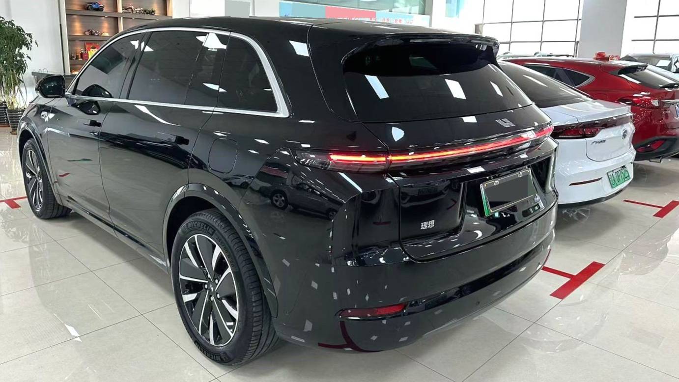 Li Auto 2025 L7 Pro Intelligent Renewal Version