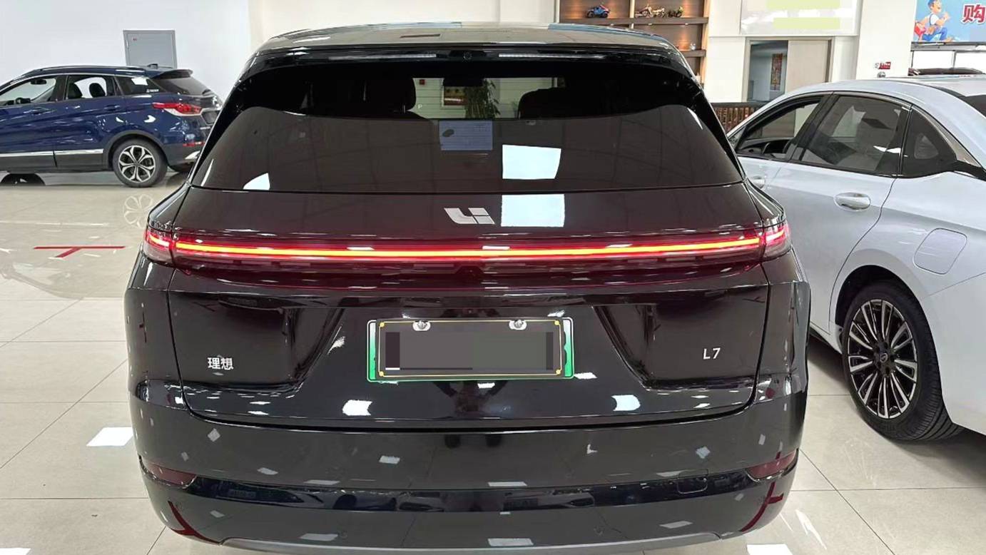 Li Auto 2025 L7 Pro Intelligent Renewal Version