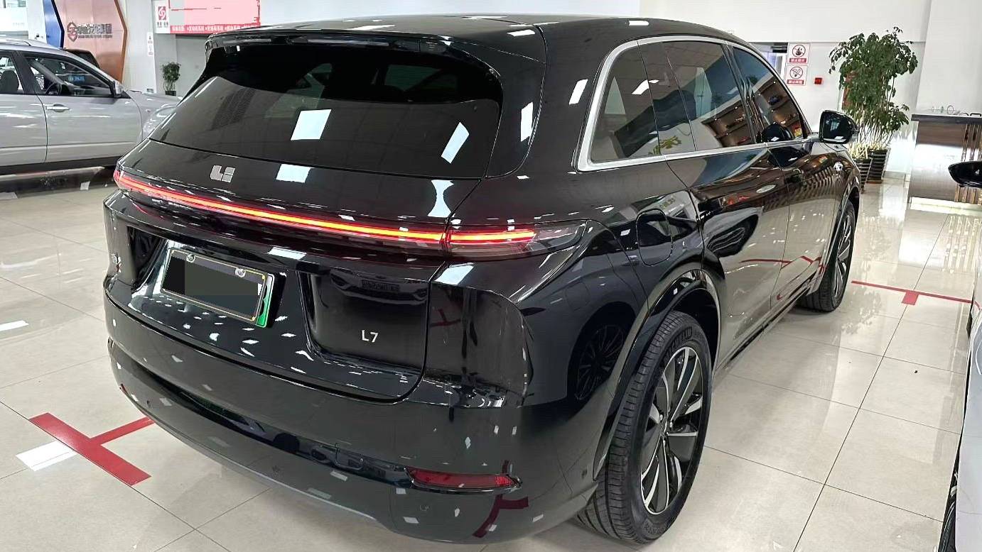 Li Auto 2025 L7 Pro Intelligent Renewal Version