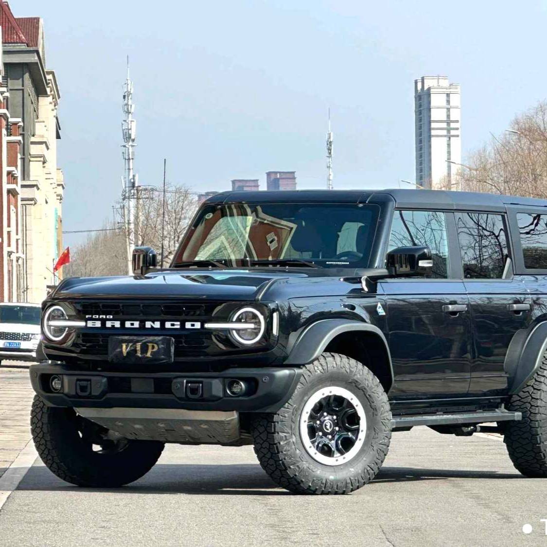Ford 2024 Bronco 2.3T Ink Diamond Bigfoot Off road Edition سيارة مستعملة