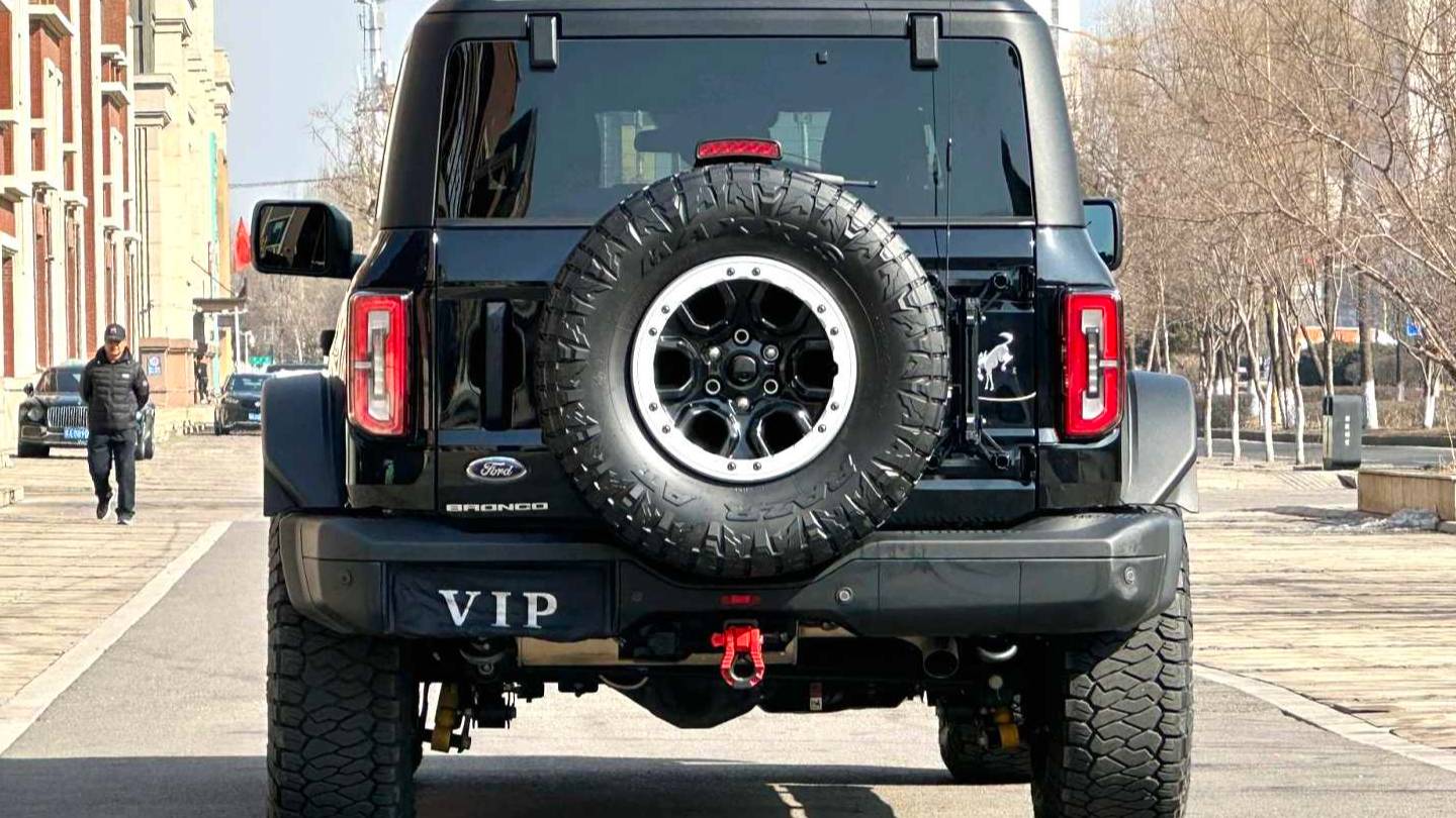 Ford 2024 Bronco 2.3T Ink Diamond Bigfoot Off road Edition