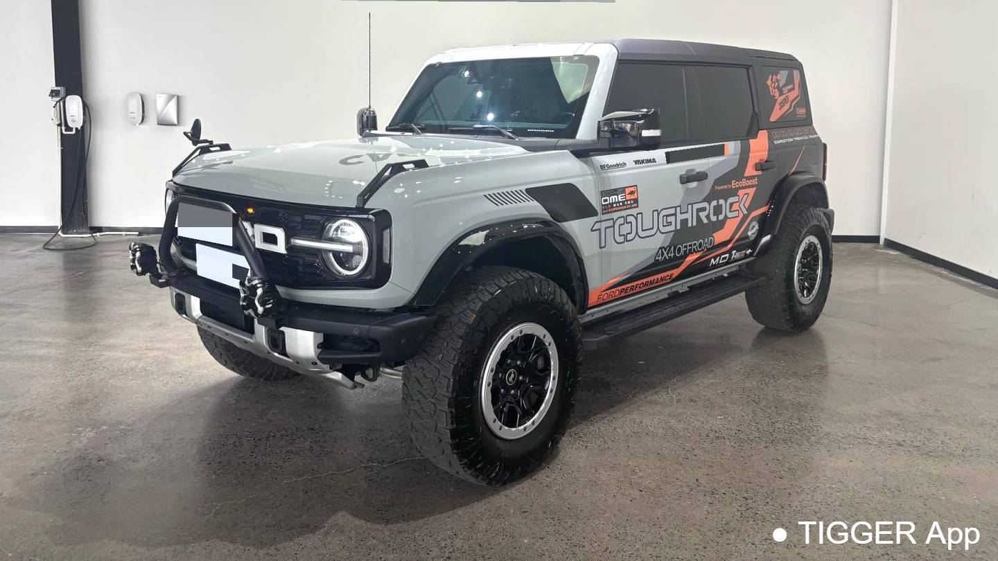 Ford 2024 Bronco 2.3T Long Beach Bigfoot Off road Edition