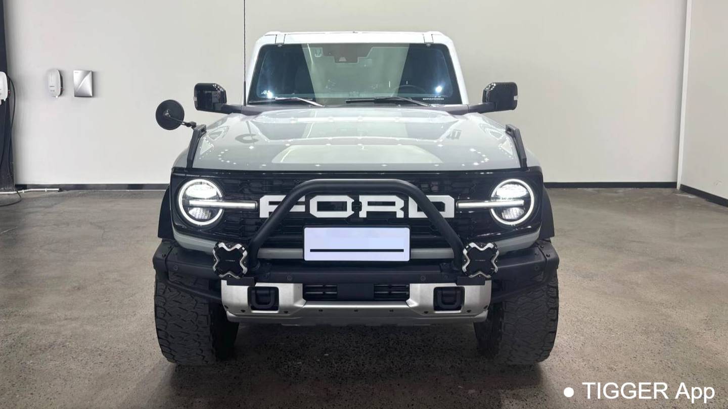 Ford 2024 Bronco 2.3T Long Beach Bigfoot Off road Edition