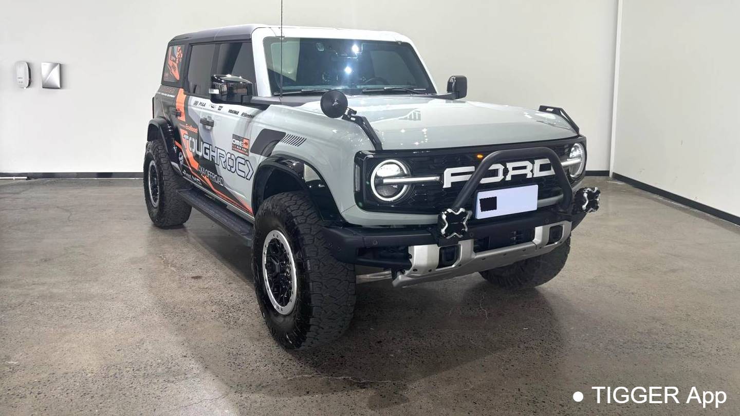 Ford 2024 Bronco 2.3T Long Beach Bigfoot Off road Edition