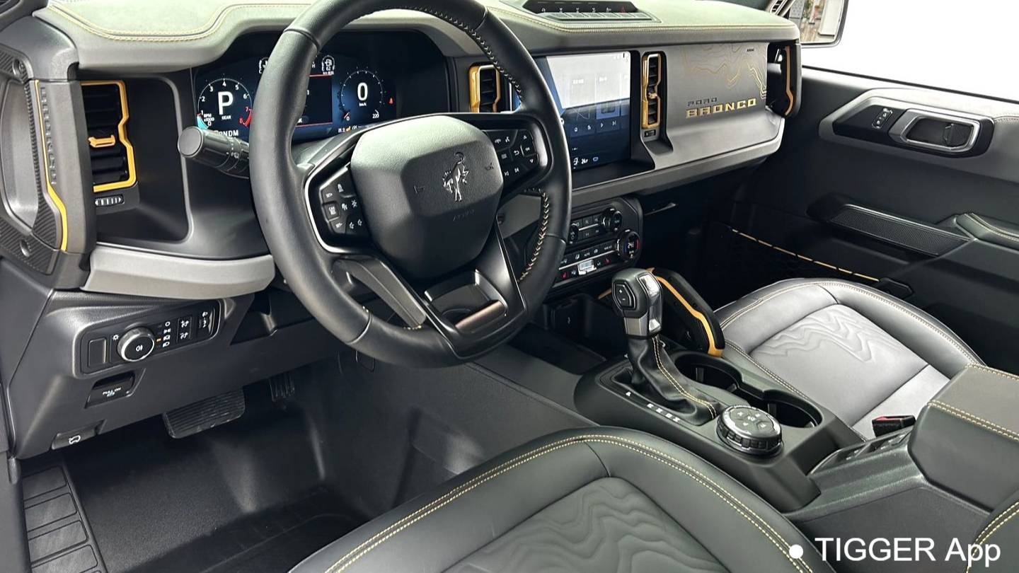 Ford 2024 Bronco 2.3T wasteland