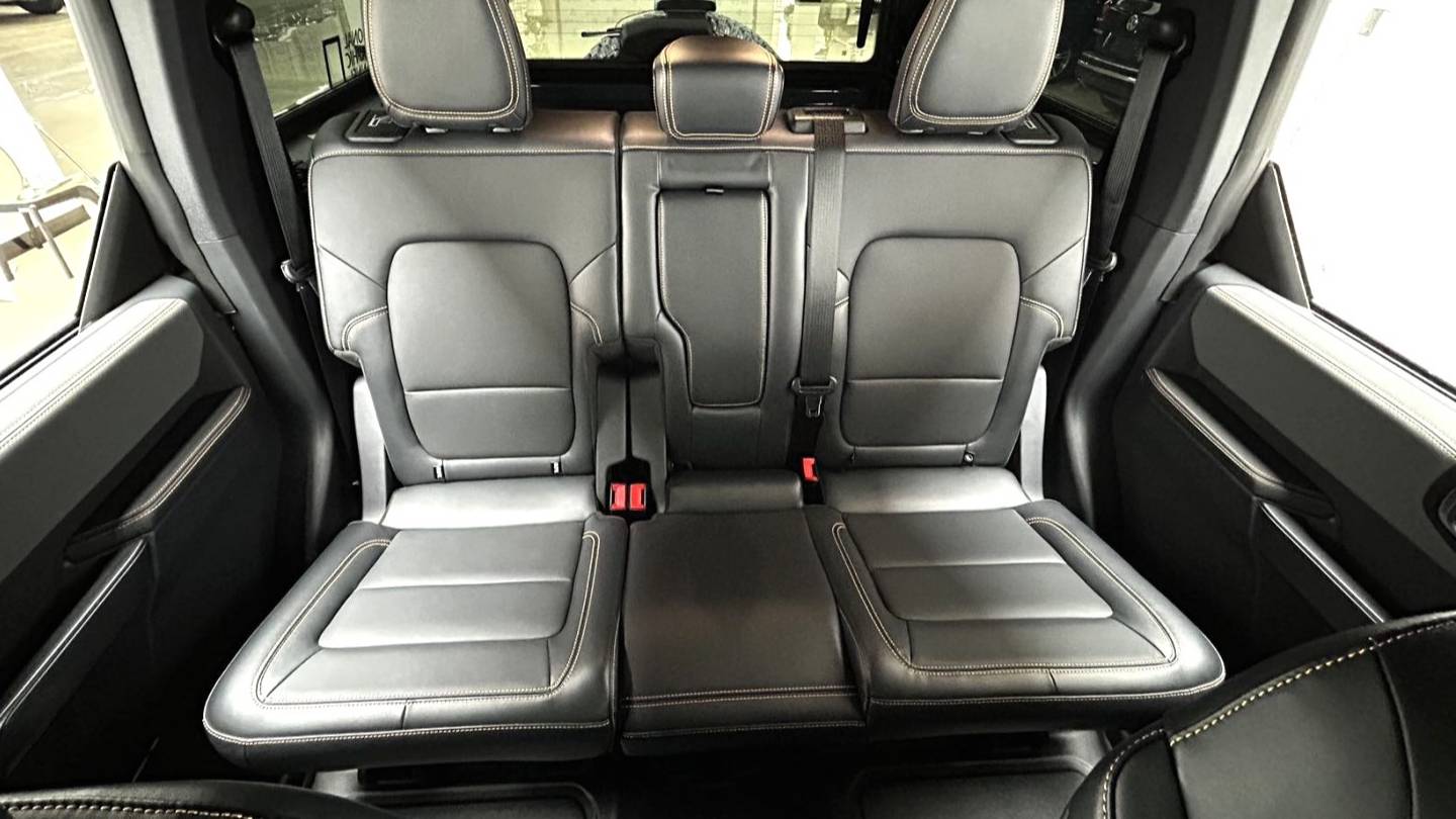 Ford 2024 Bronco 2.3T wasteland