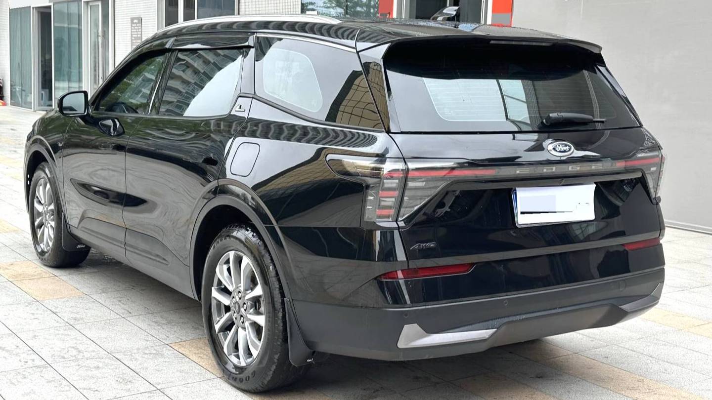 Ford 2023 Edge  Ruijie L 2.0T EcoBoost two wheel drive seven seater luxury model