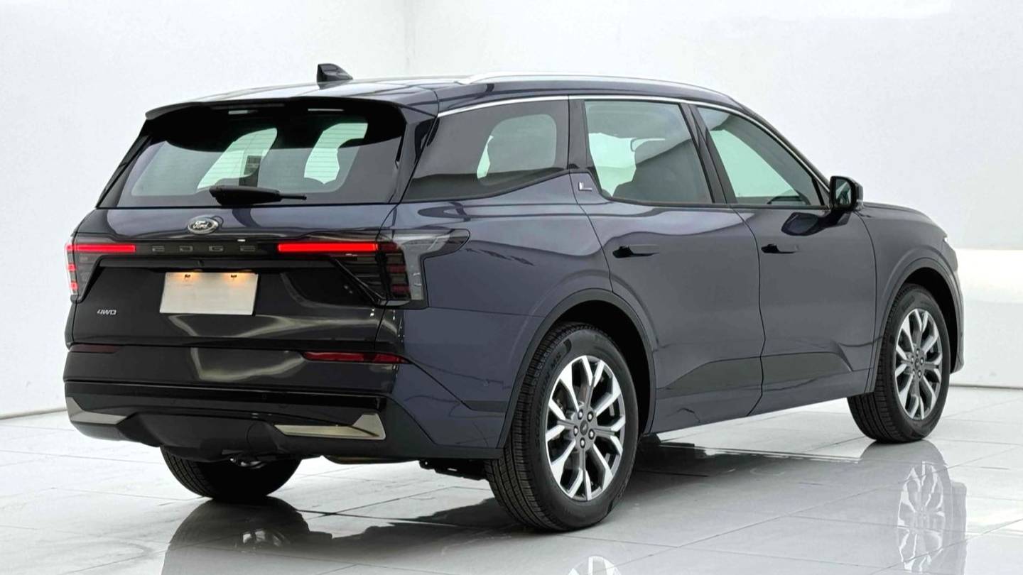 Ford 2023 Edge  Ruijie L 2.0T EcoBoost four-wheel drive seven seat supreme model