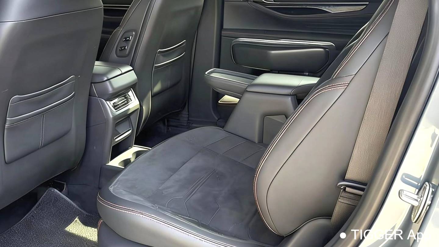 Ford 2023 Edge  Ruijie L 2.0T EcoBoost E hybrid four-wheel drive seven seater STLine