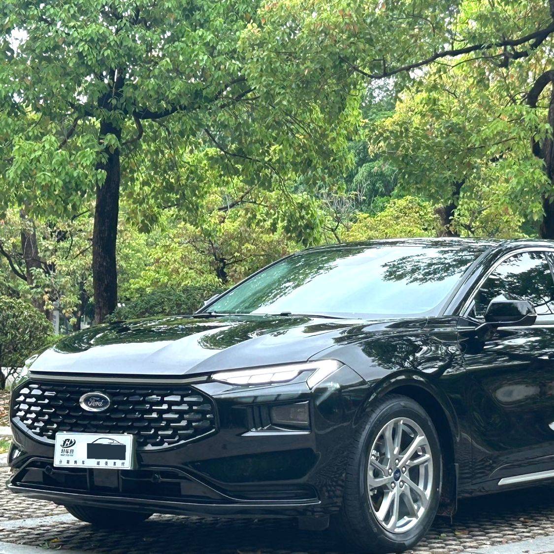 Ford 2023 Mondeo‌ EcoBoost 180 Luxury Edition سيارة مستعملة