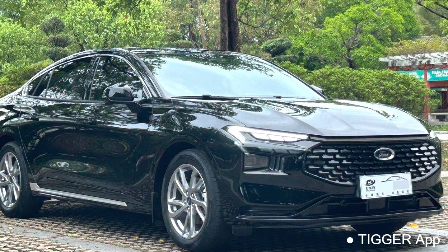 Ford 2023 Mondeo‌ EcoBoost 180 Luxury Edition