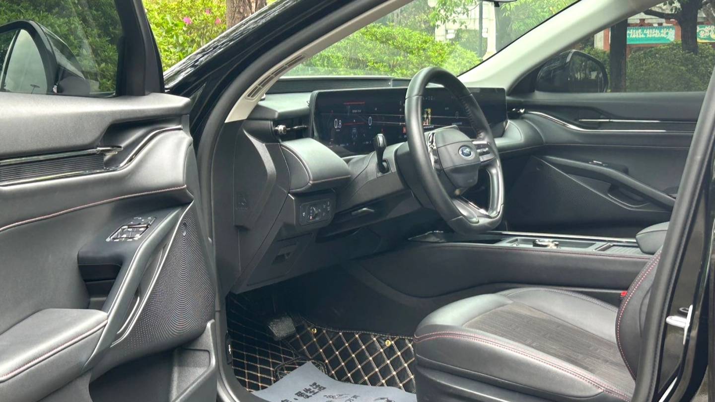 Ford 2023 Mondeo‌ EcoBoost 180 Luxury Edition