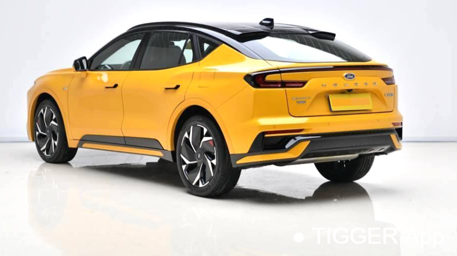 Ford 2024 Mondeo‌ 2.0T E-Hybrid Sport ST Line