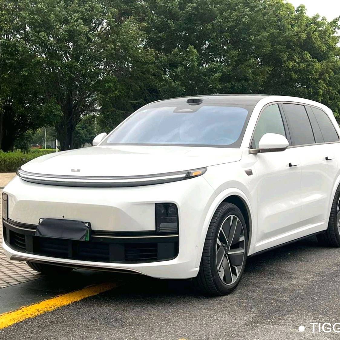 Li Auto 2025 L9 Ultra Intelligent Renewal Version سيارة مستعملة