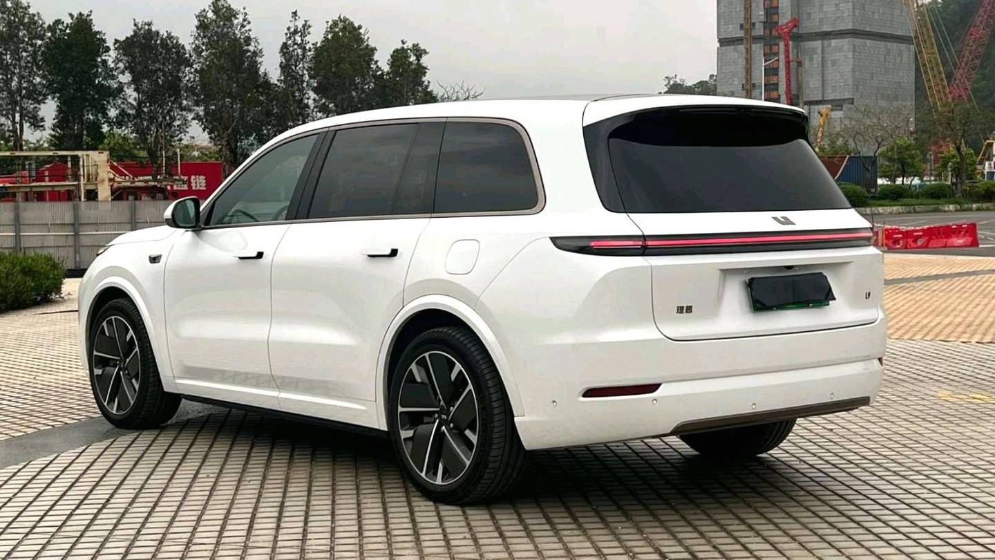 Li Auto 2025 L9 Ultra Intelligent Renewal Version