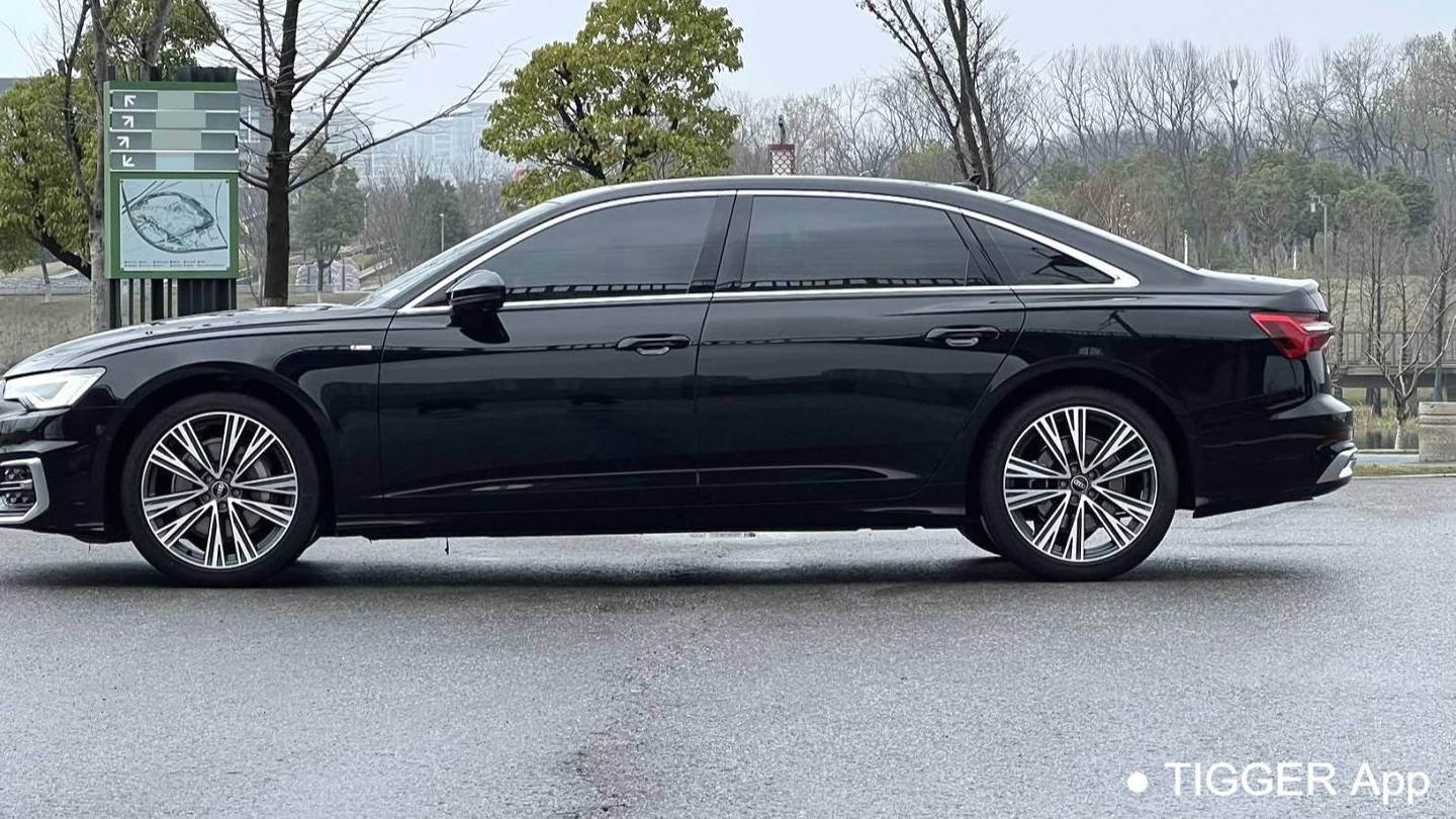 Audi 2025 A6L 45 TFSI quattro Selected Dynamic Type