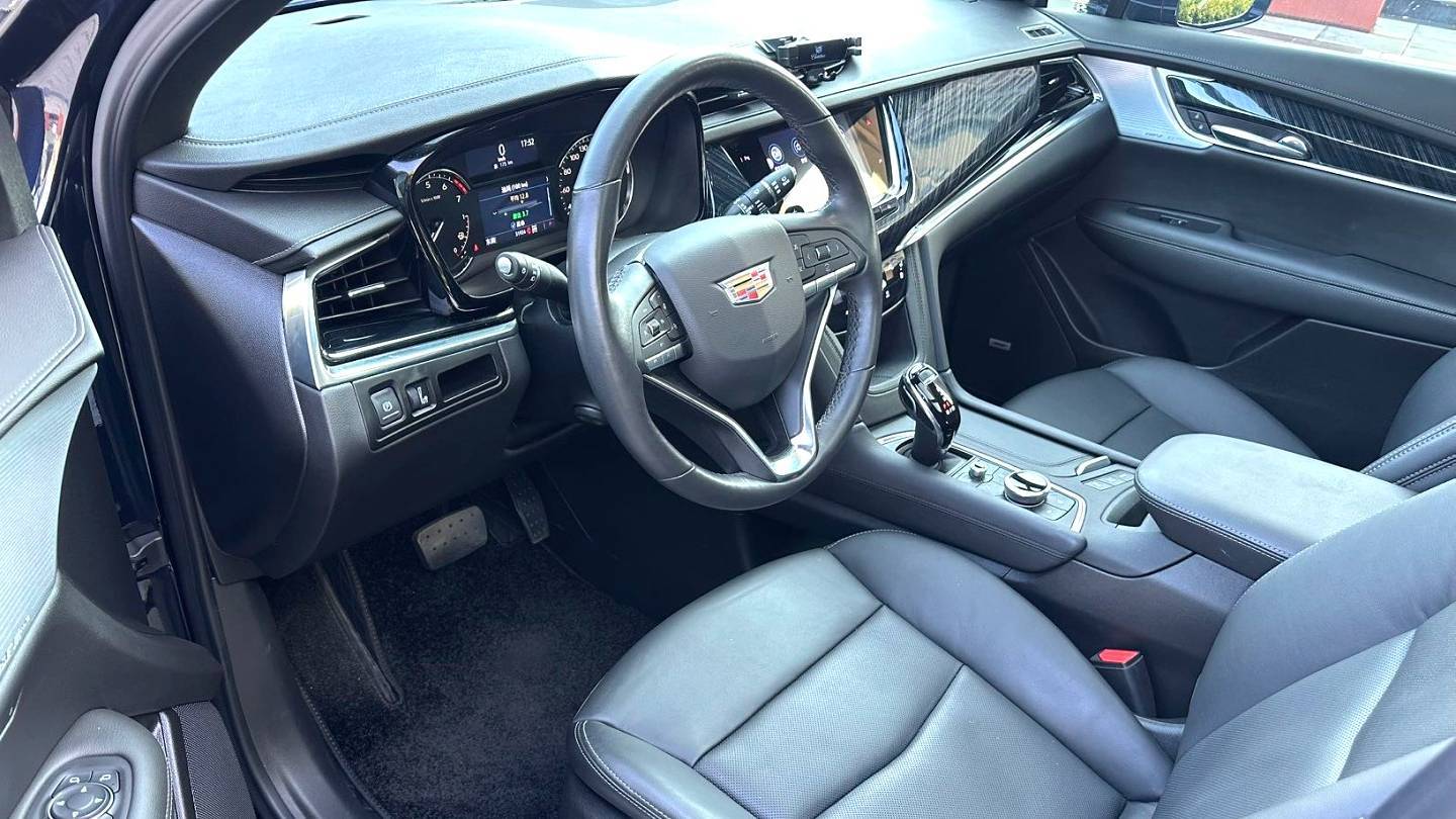 CADILLAC 2022 XT6 2.0T Six seater 4WD Luxury 120th Anniversary Limited Edition
