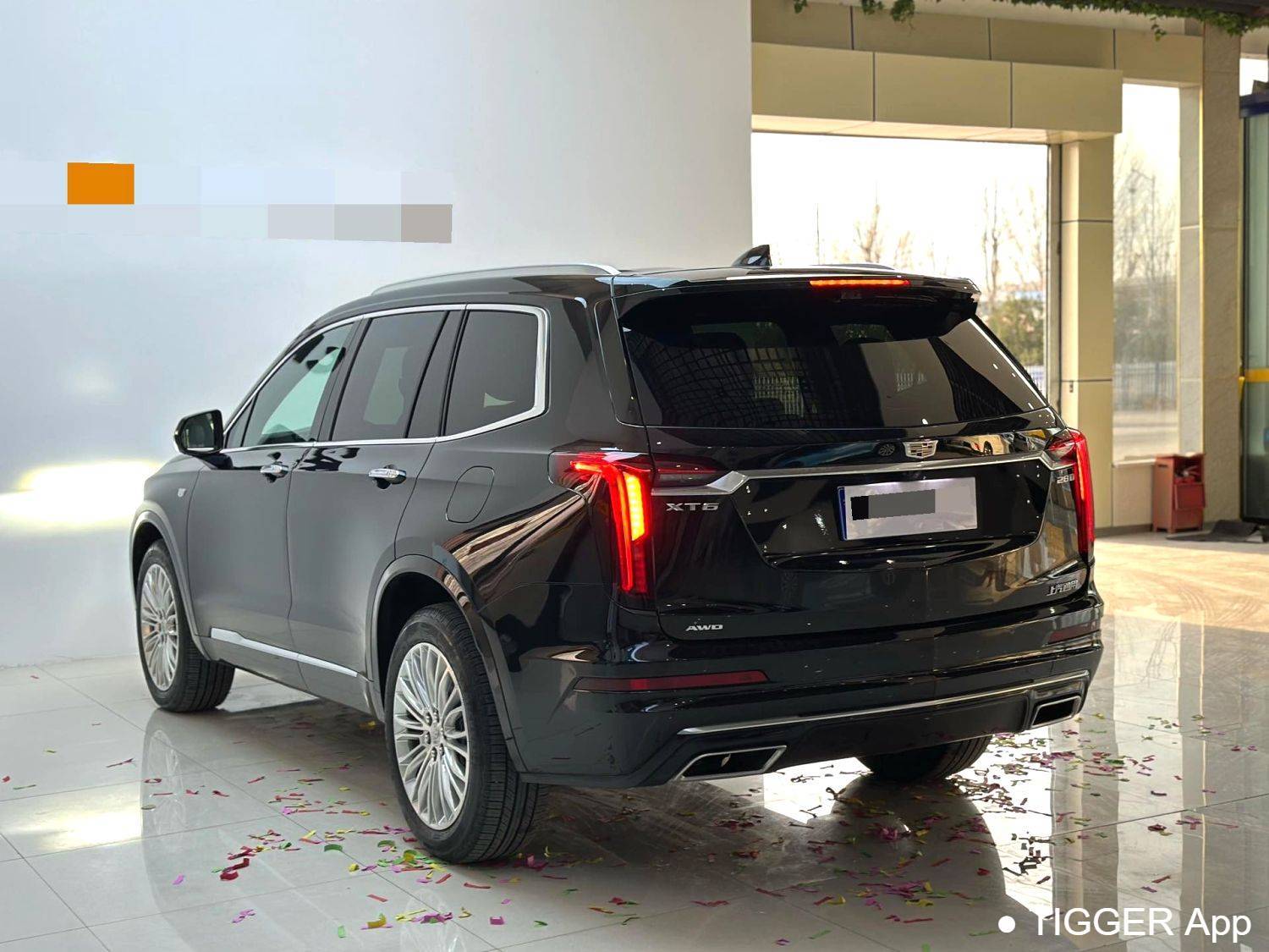 Подержанный CADILLAC 2025 XT6 2.0T Six seater 4WD Luxury Executive Classic Edition