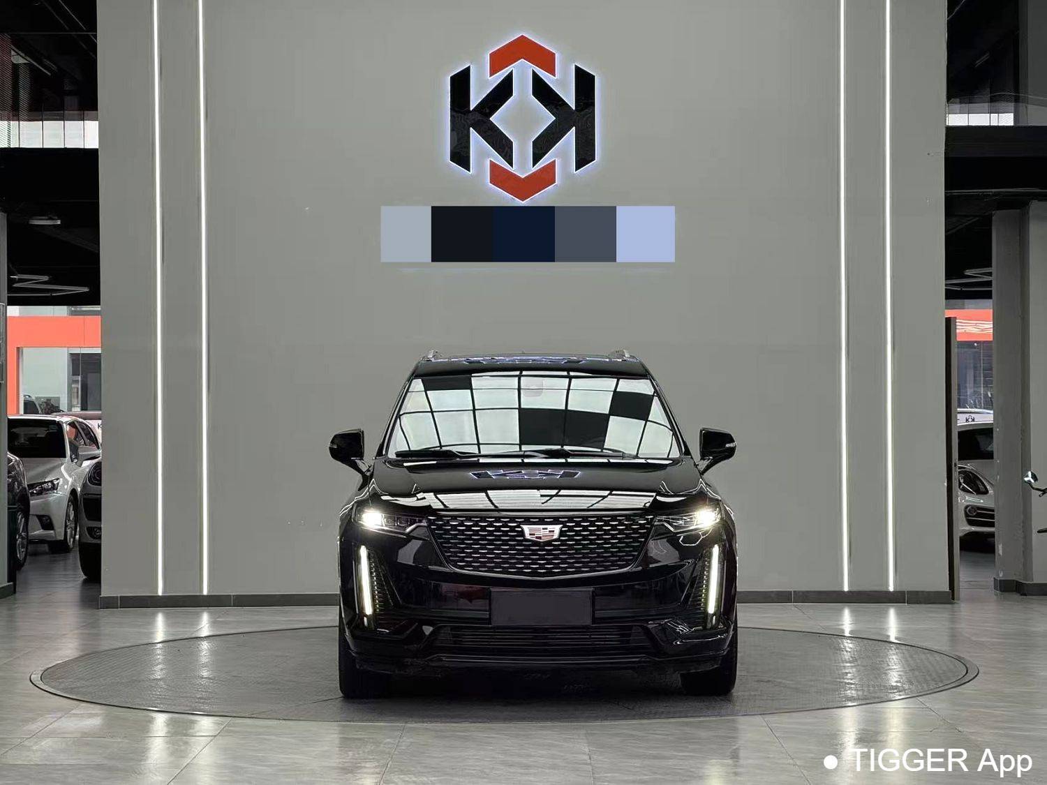 Подержанный CADILLAC 2022 XT6 2.0T Six seater 4WD Luxury Standard Edition