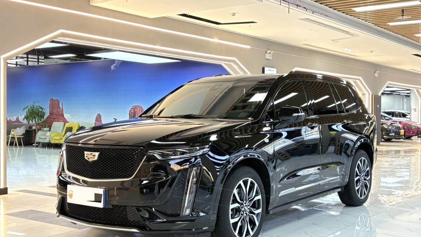 CADILLAC 2022 XT6 2.0T six seater four-wheel drive luxury model