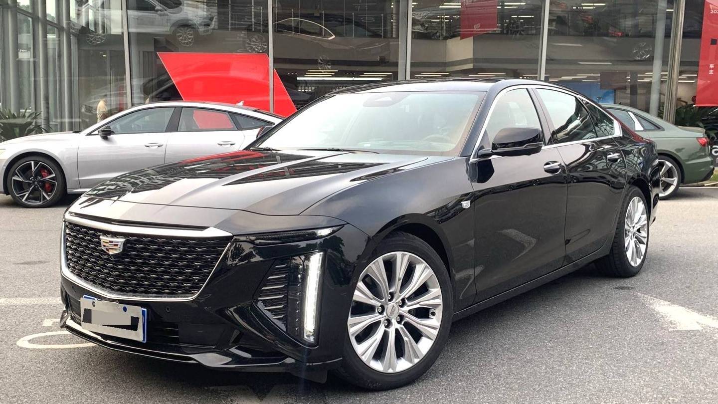 CADILLAC 2023 CT6 28T Platinum Edition