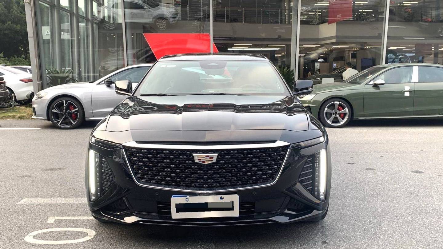 CADILLAC 2023 CT6 28T Platinum Edition