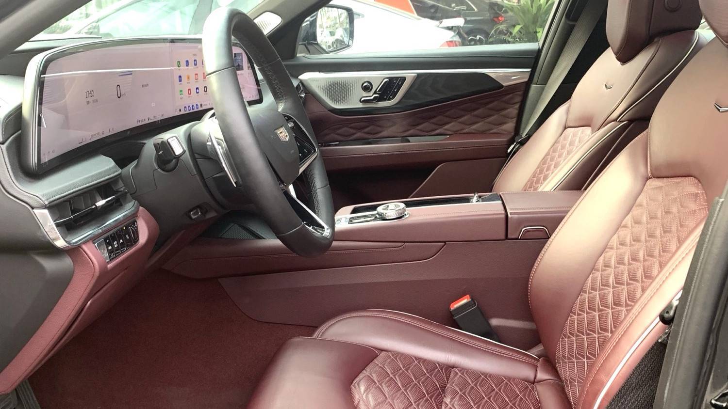 CADILLAC 2023 CT6 28T Platinum Edition