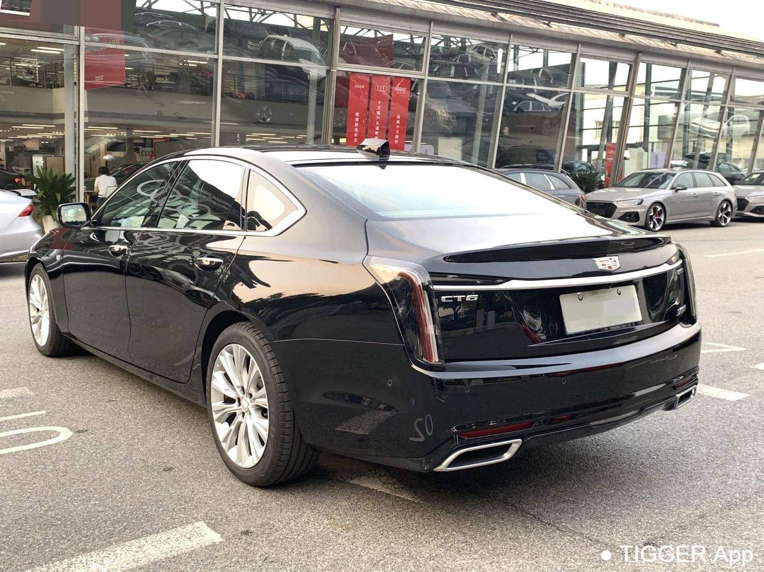 Подержанный CADILLAC 2023 CT6 28T Platinum Edition