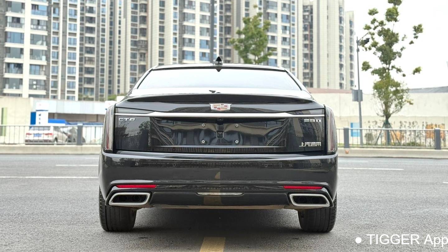 CADILLAC 2023 CT6 28T Luxury Model