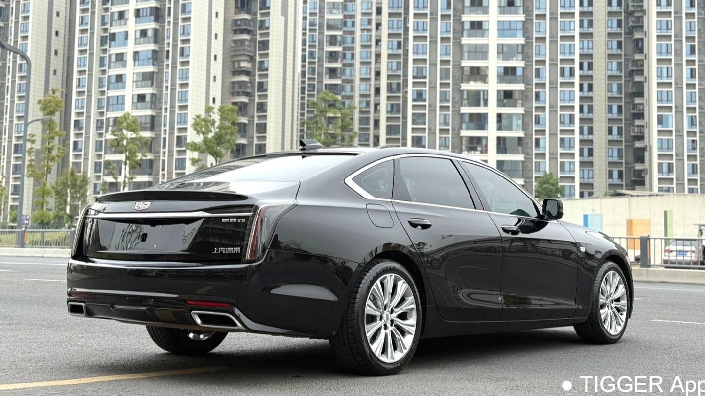 CADILLAC 2023 CT6 28T Luxury Model