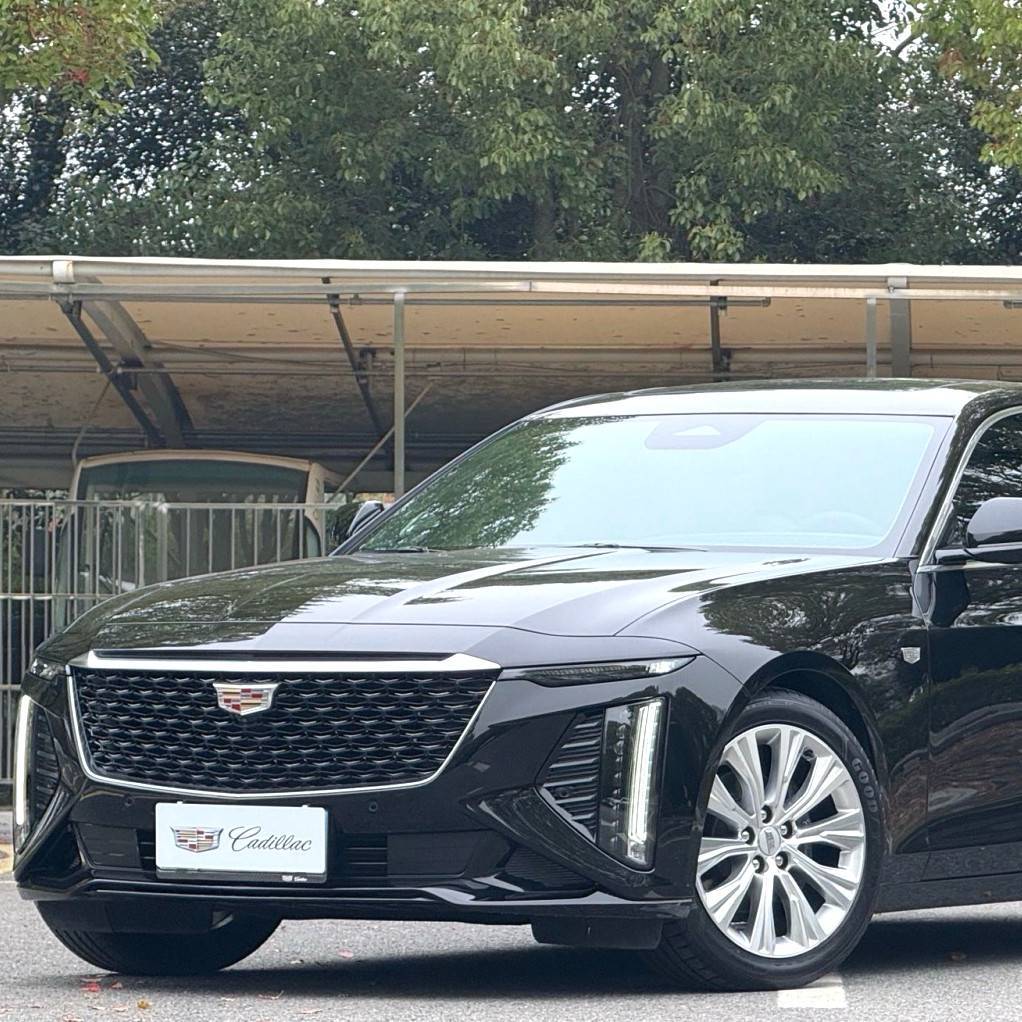 CADILLAC 2023 CT6 28T Luxury Model Подержанный автомобиль