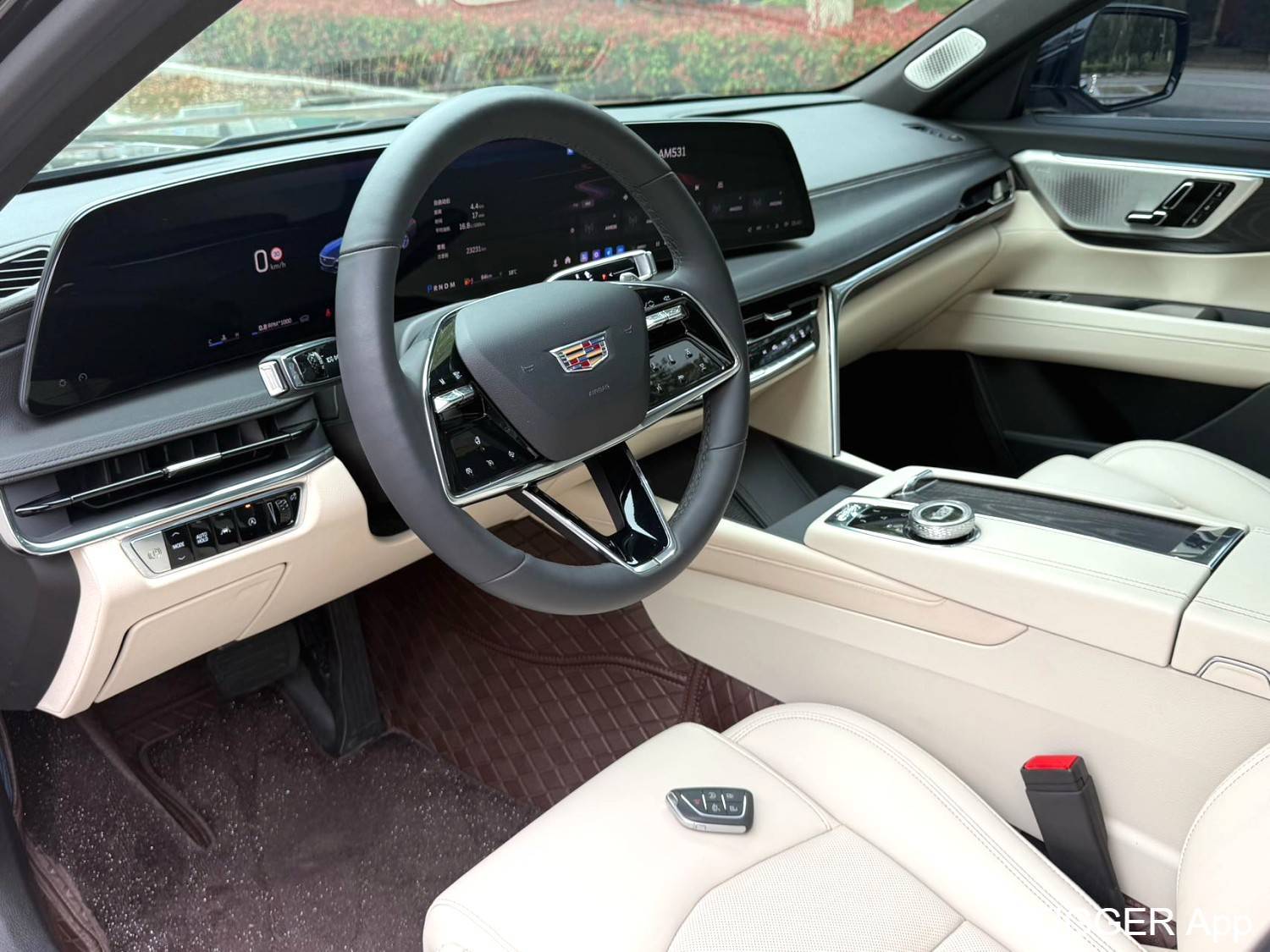 Подержанный CADILLAC 2023 CT6 28T Luxury Model