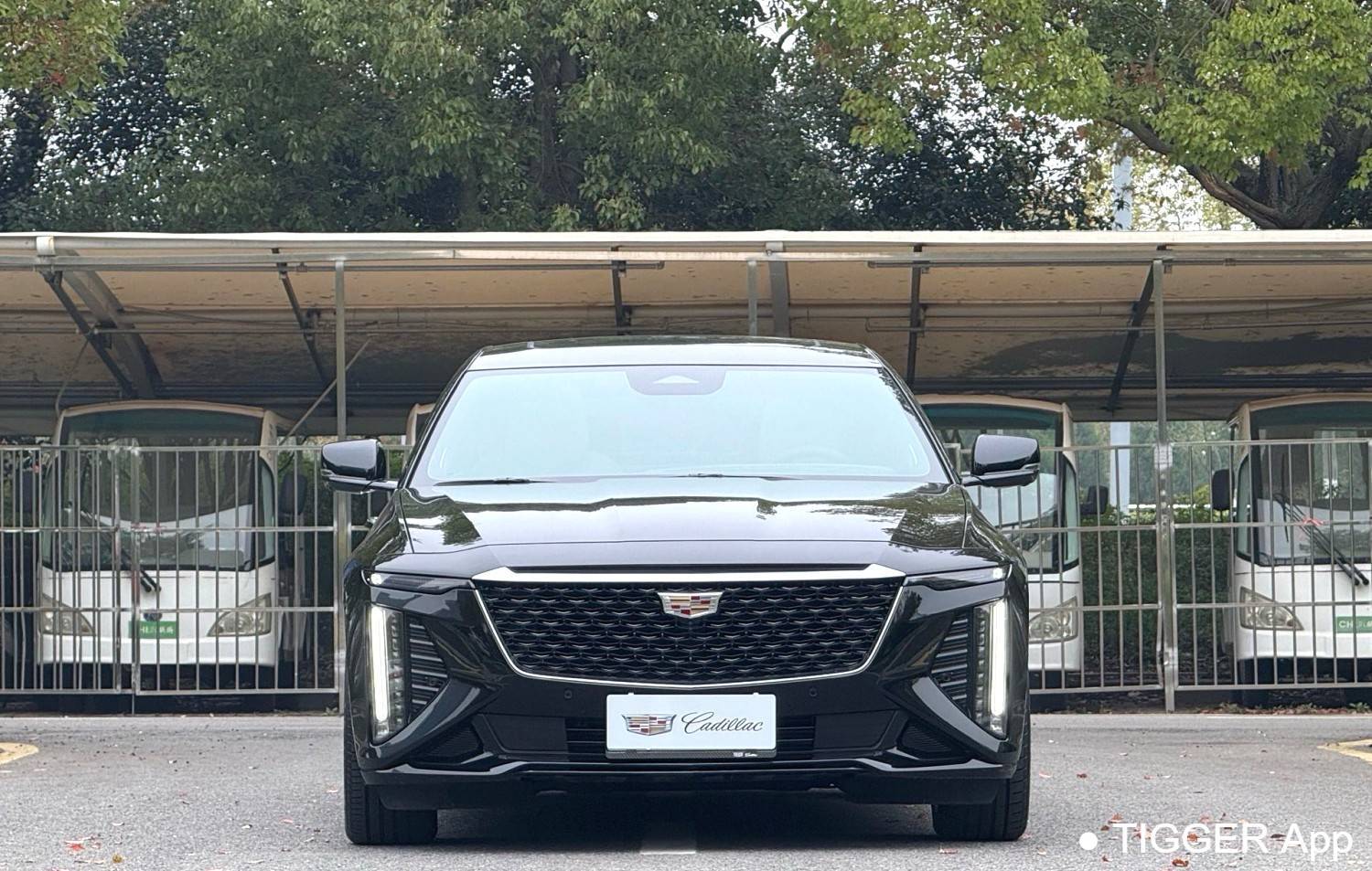 Подержанный CADILLAC 2023 CT6 28T Luxury Model