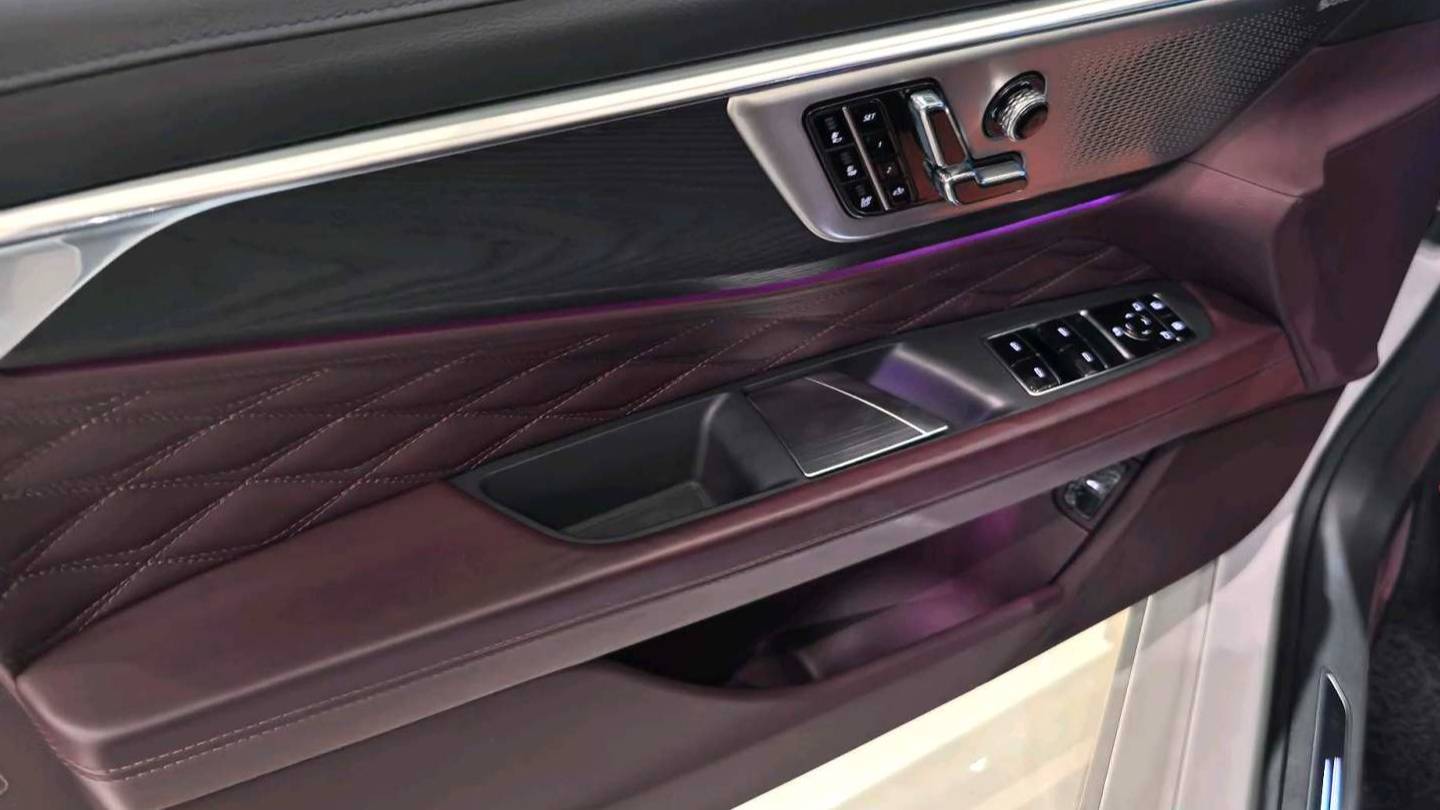 CADILLAC 2023 CT6 28T Platinum Edition