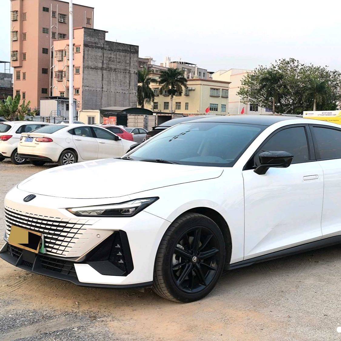 Changan 2023 UNI-V iDD‌ Smart iDD 1.5T 113km Smart Fun Type Used Car