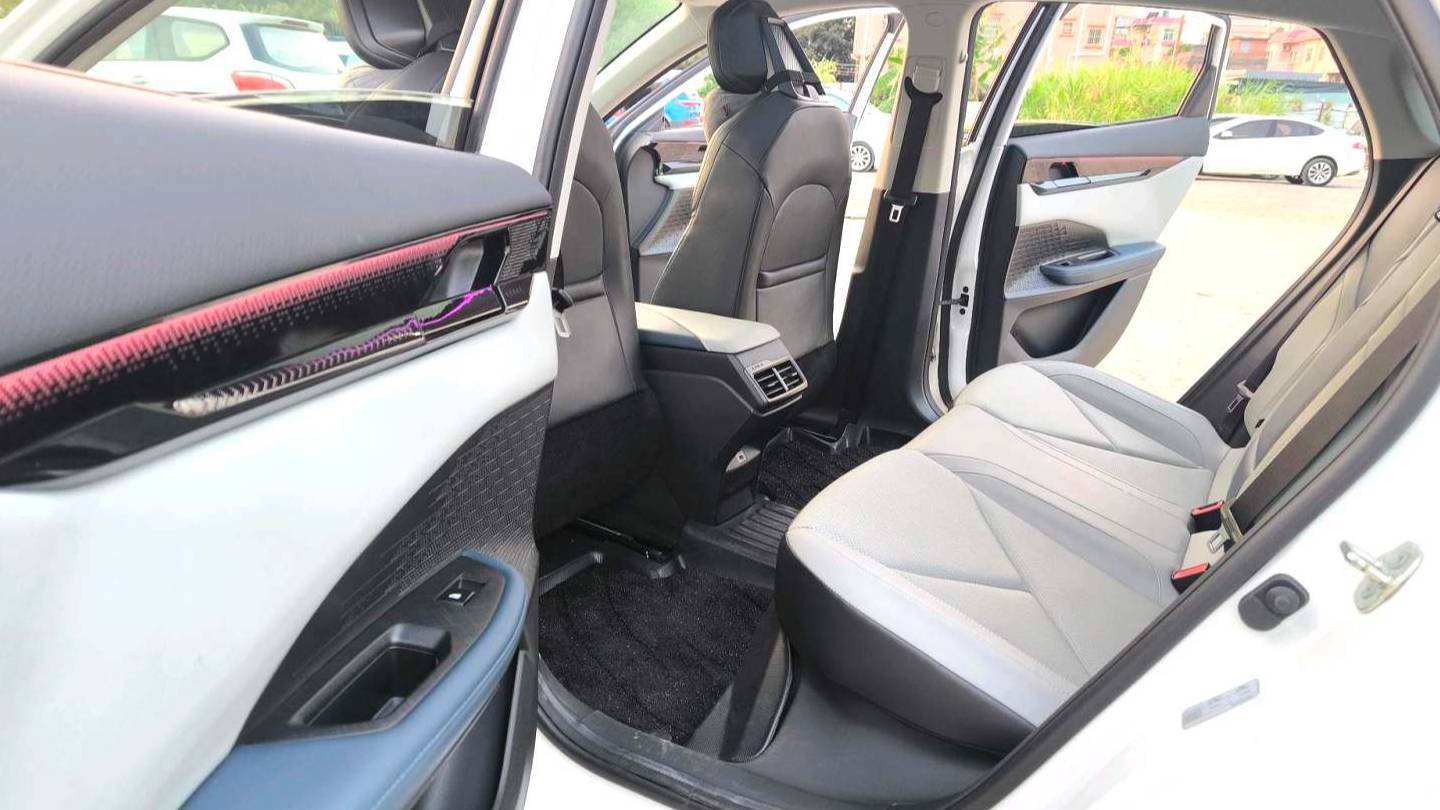 Changan 2023 UNI-V iDD‌ Smart iDD 1.5T 113km Smart Fun Type