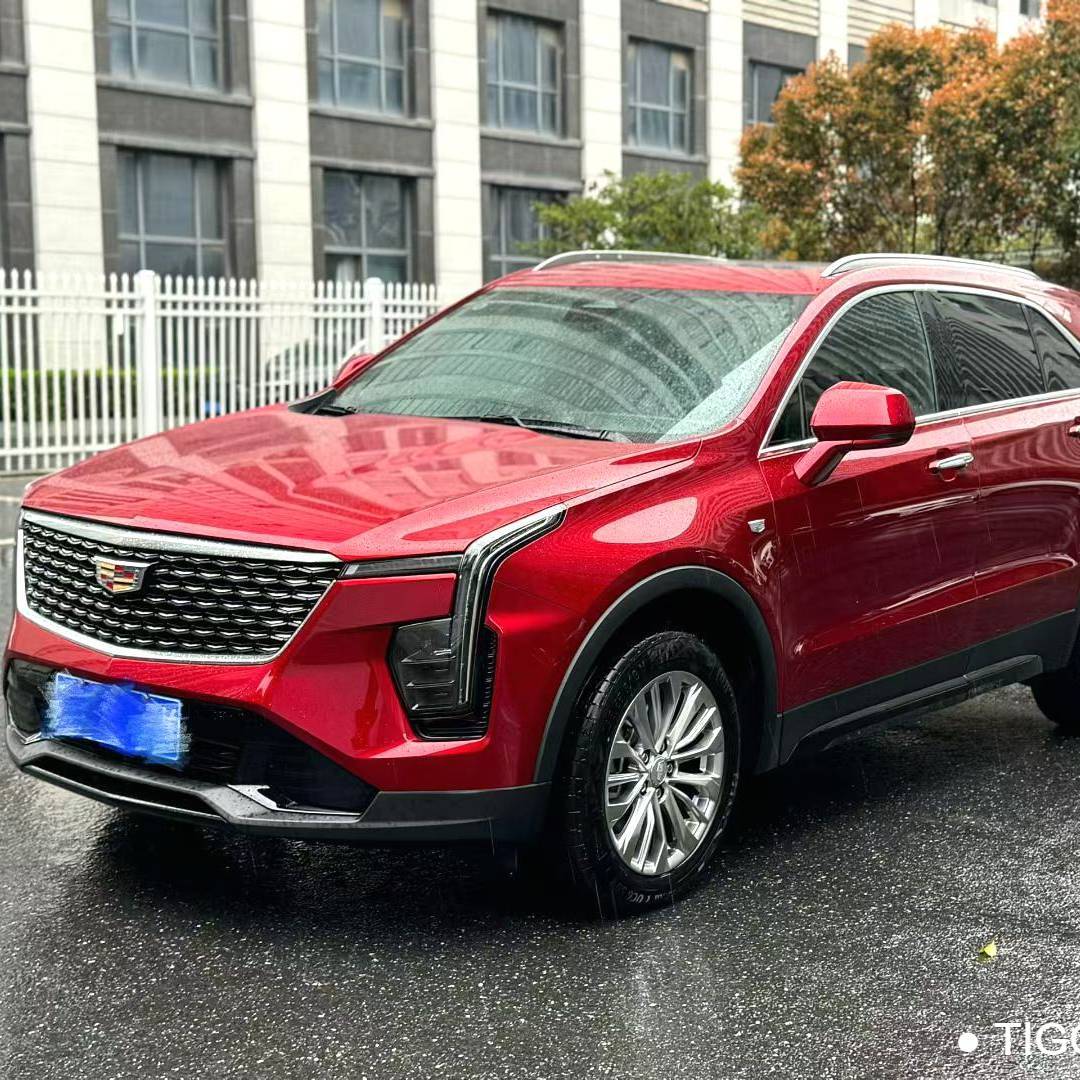 CADILLAC 2024 XT4 28T two wheel drive luxury model Подержанный автомобиль