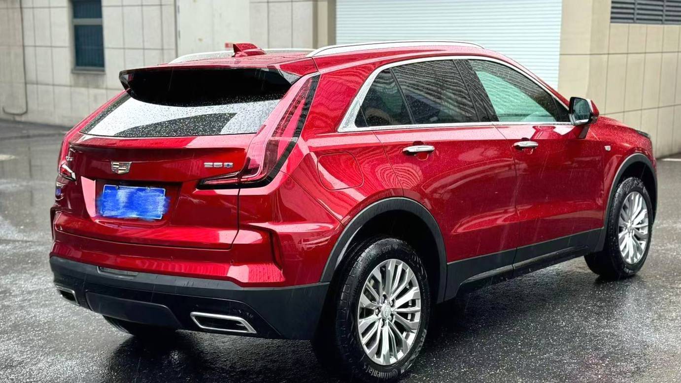 CADILLAC 2024 XT4 28T two wheel drive luxury model