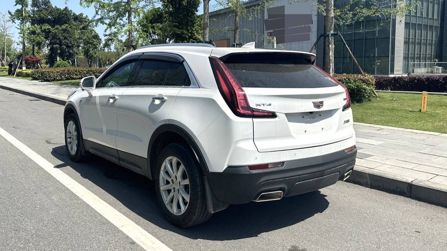 CADILLAC 2022 XT4 28T Two Drive Wind Style